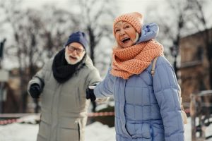 How Does Cold Weather Impact Joint Pain?