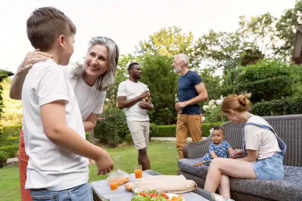Stress Free Holidays with Promyse Home Respite Caregivers helping